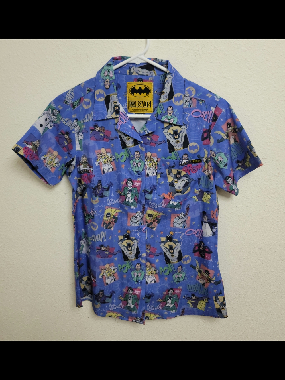 RSVLTS Batman 85th Anniversary “Kapow! Bonk! Thwack!” Button-Down Women's Small